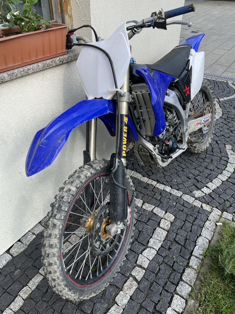 Cross Yamaha YZF-250