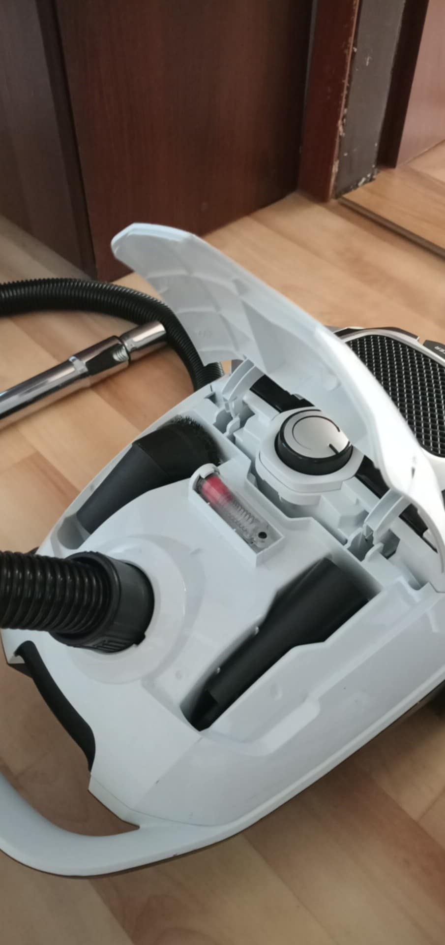 Sprzedam odkurzacz midea