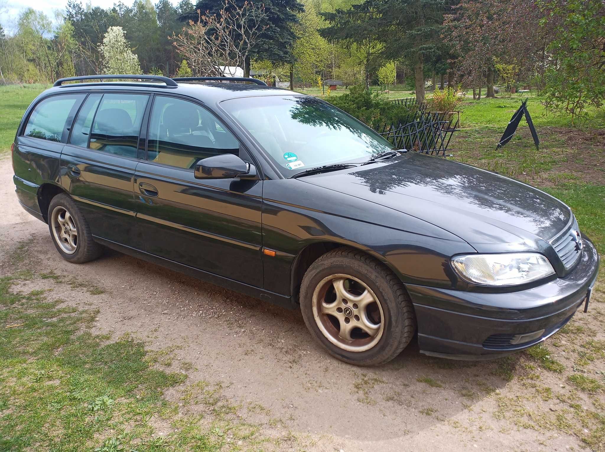 Opel Omega b 2.2 benzyna