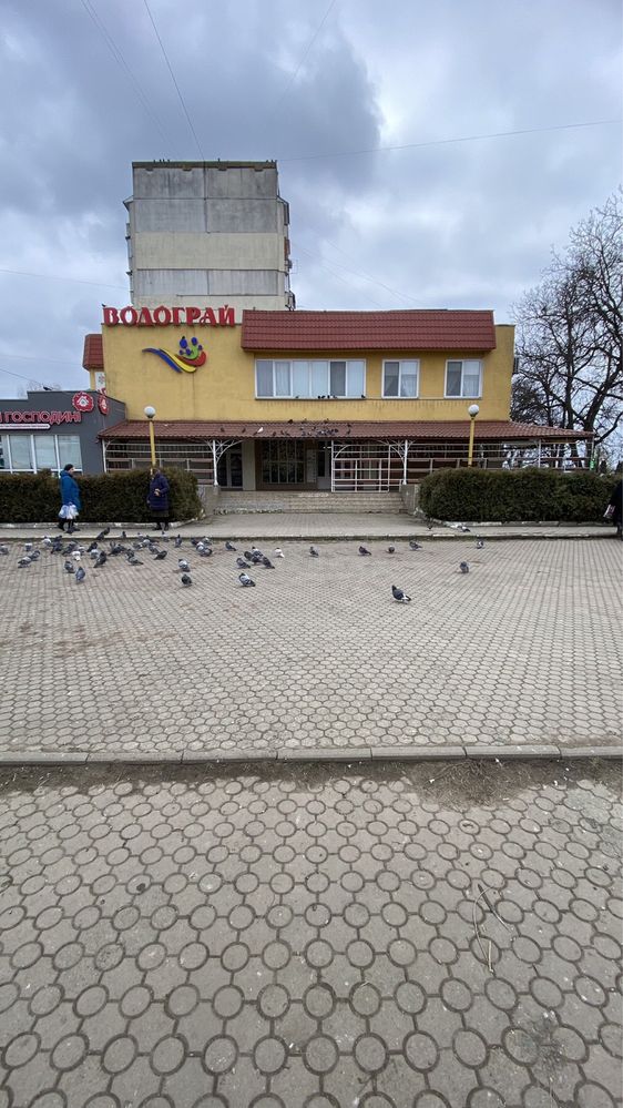Продаж фасадного комерційного приміщення
