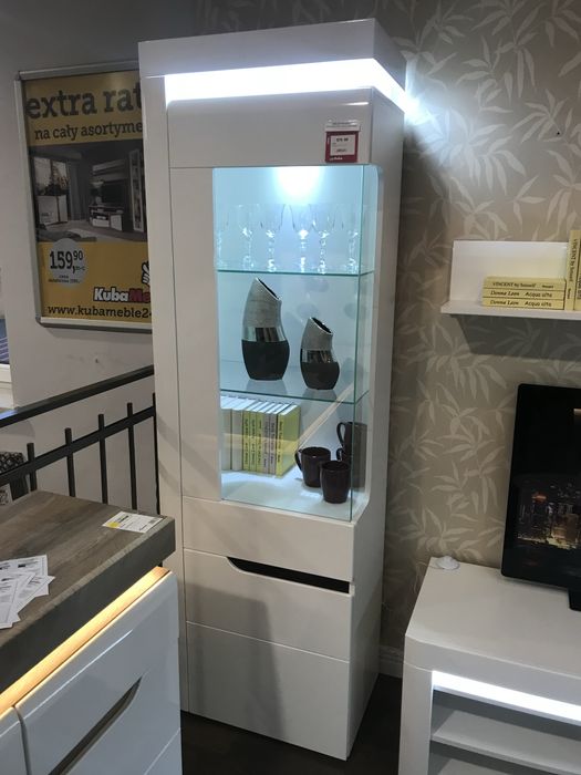 Sprzedam szafke rtv + witryna