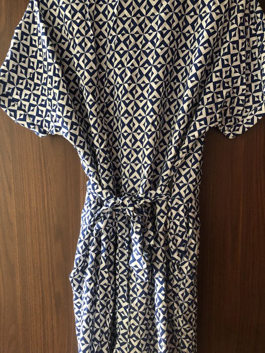 Kombinezon w geometryczne wzory