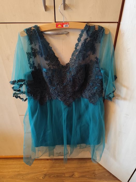 Sprzedam sukienkę plus size na wesele.