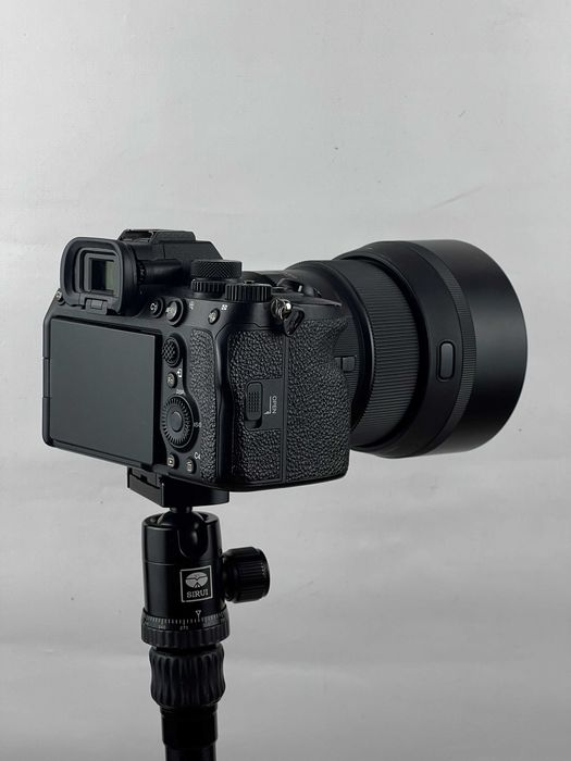 aparat Sony a7 iv + obiektyw sigma dg dn 85mm f1.4