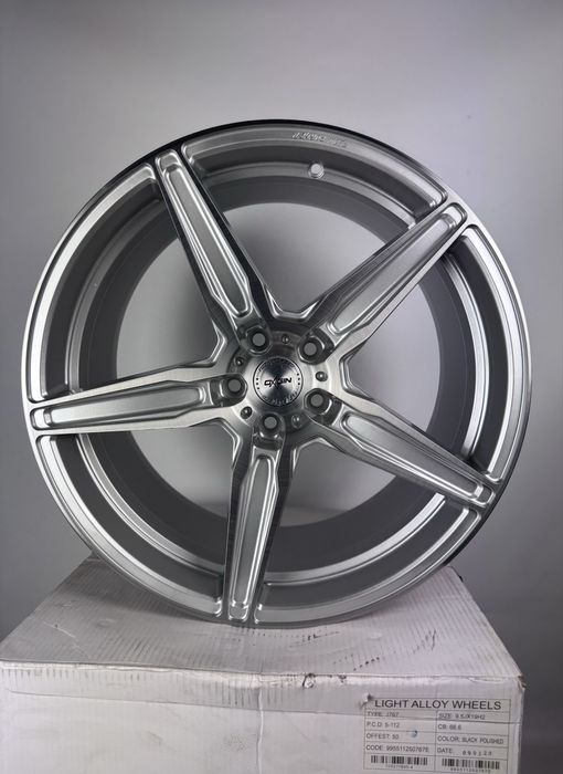 Диски OXIGIN R21 5x114,3 10.5 ET52 DIA72.6 Flow Forged