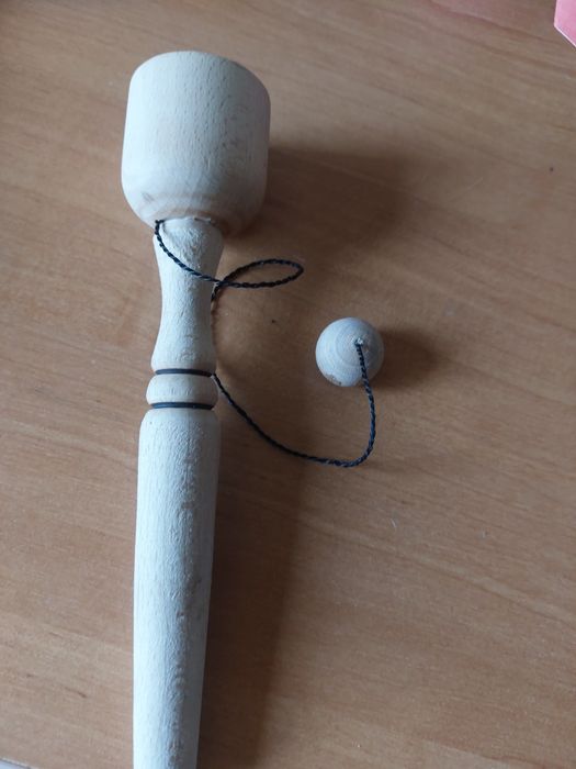 Дерев'яна іграшка бульбоке