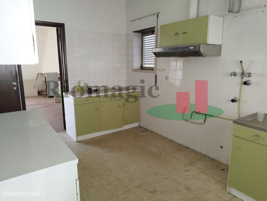 Apartamento T3 e Espaço Comercial / Escritório MINDE ***RIOMAGIC***