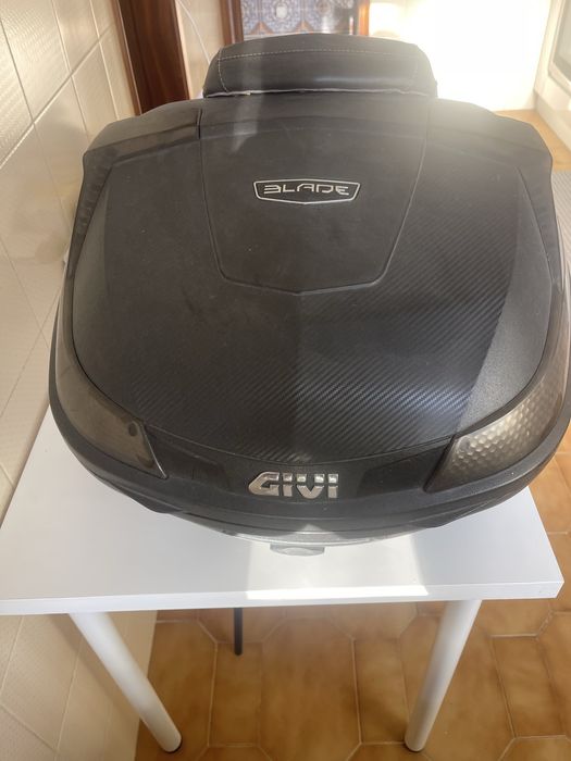 Vendo mala da Give Blade com suporte para adv,e forza