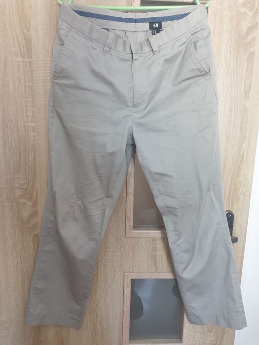 Jasny Męski Garnitur