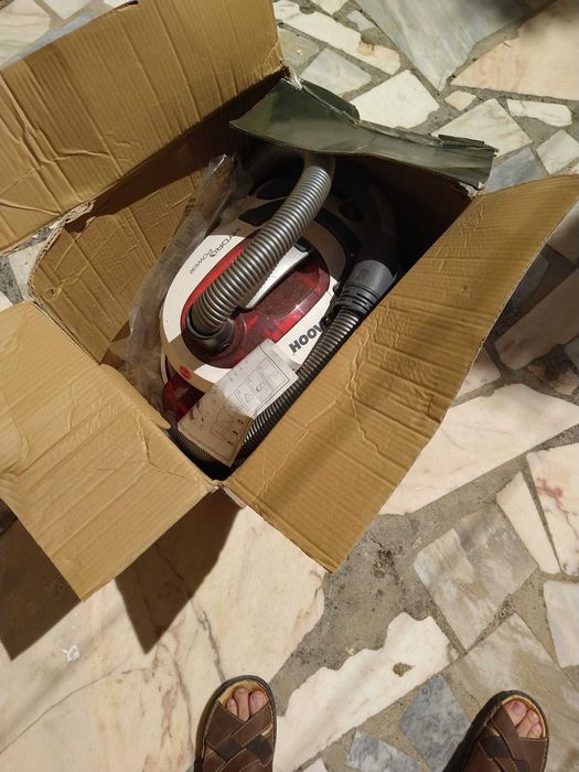 aspirador limpeza de casa em bom estado