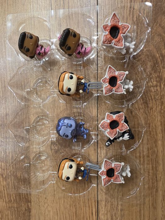 Міняю 2 любі іграшки звідси, на звичайного дастіна