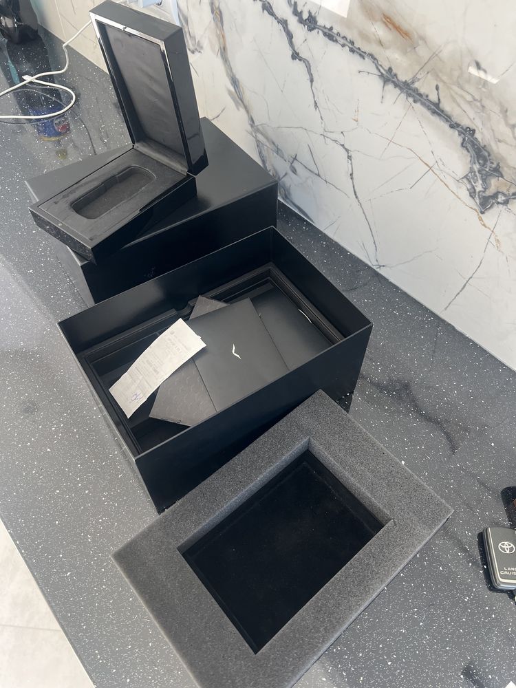 Комплект от Vertu constellation
