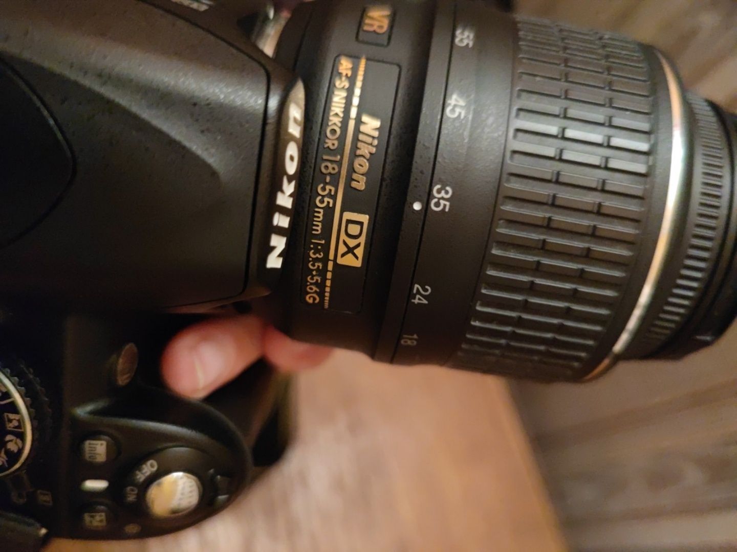 Продам фотоаппарат Nikon D3100