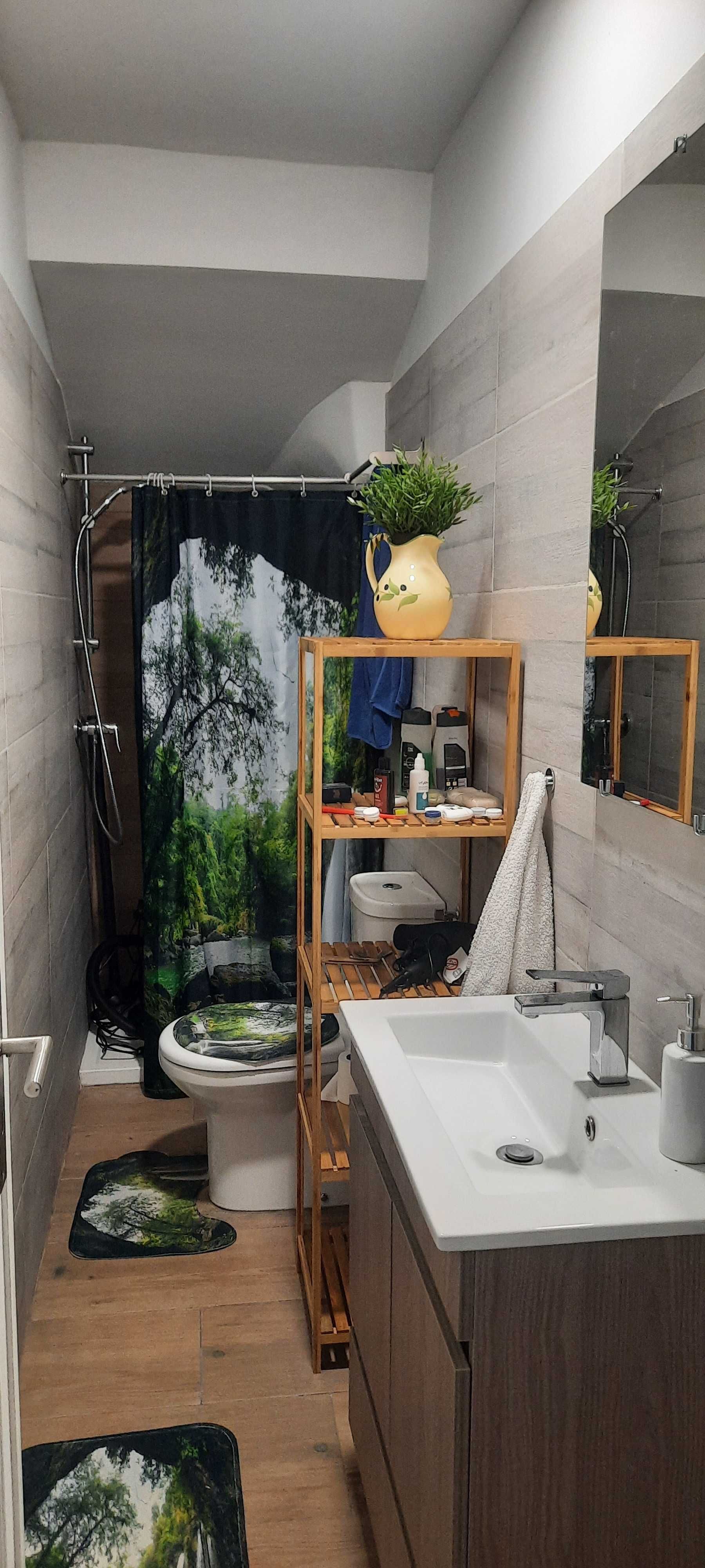 Alugo T4 Duplex (sem móveis), com garagem (BOX) - Vila Nova de Gaia