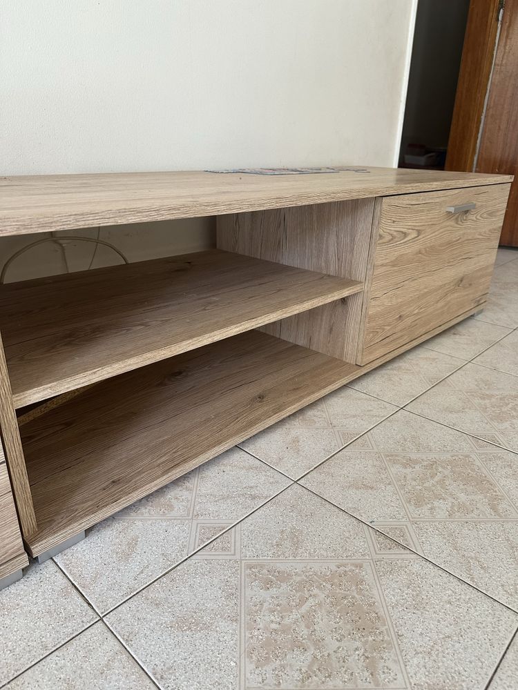 Móvel de sala para TV
