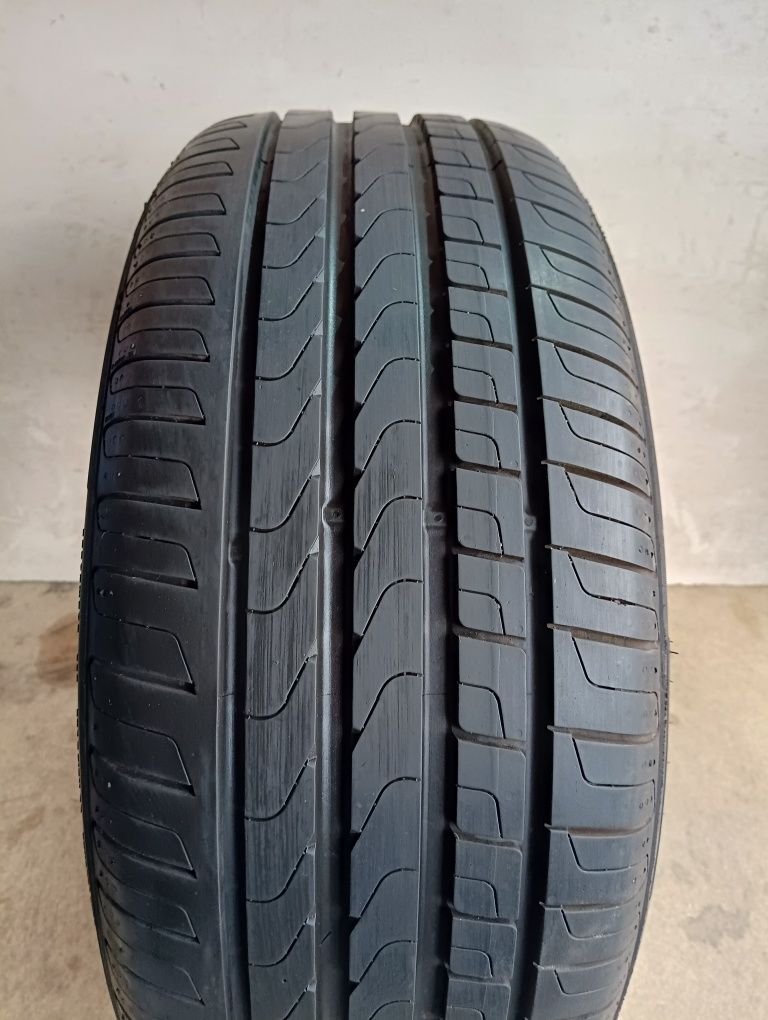 225/50/17 Pirelli Cinturato P7