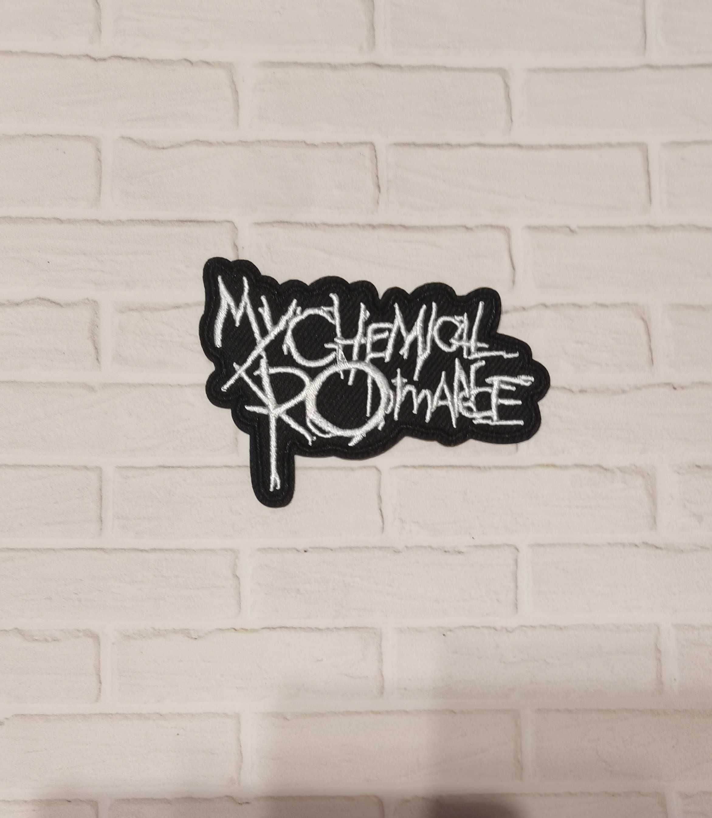 Naszywka, naprasowanka: My Chemical Romance logo (emo, rock, punk)