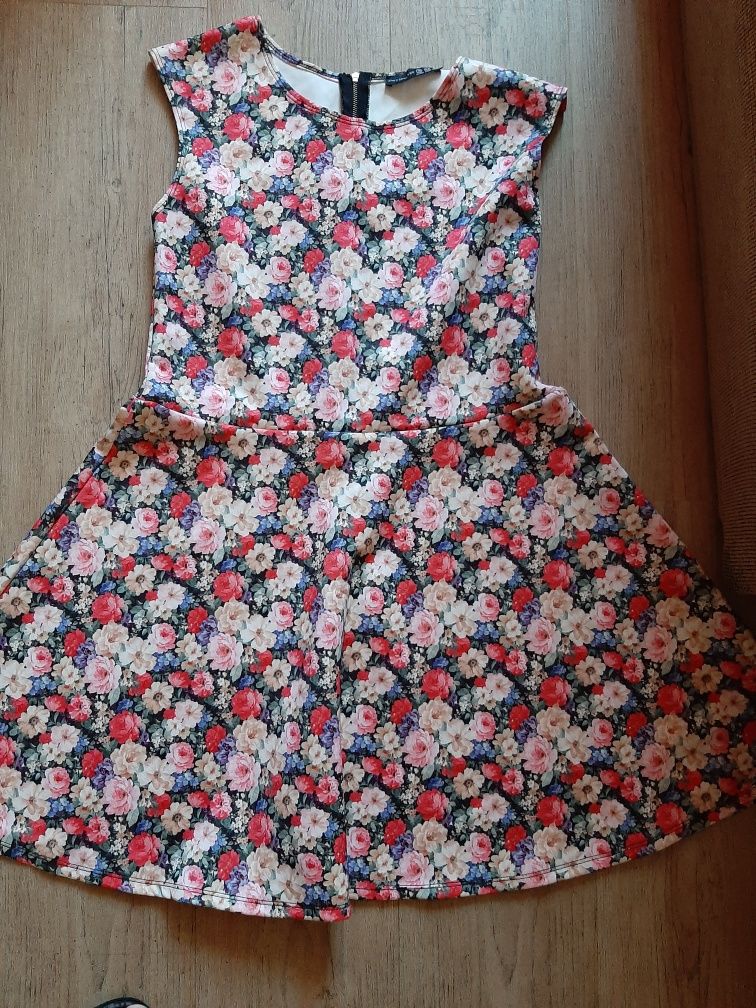 Sukienka damska rozmiar 42/44