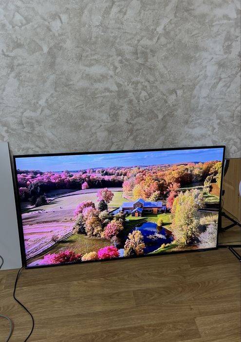 Телевізор Samsung UE50BU8000UEUA 50 дюймів робочий з дефектом .