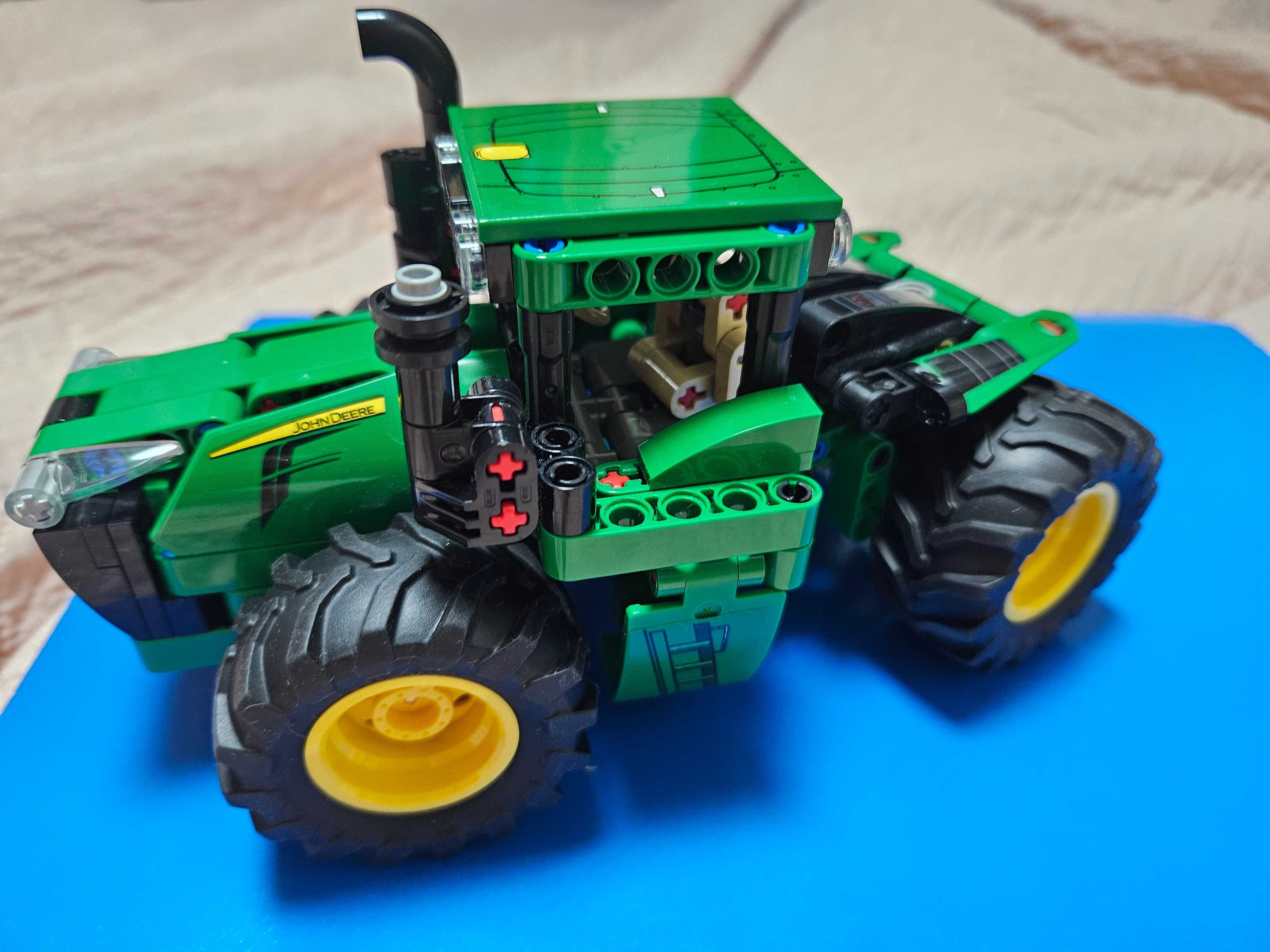 Lego technik traktor