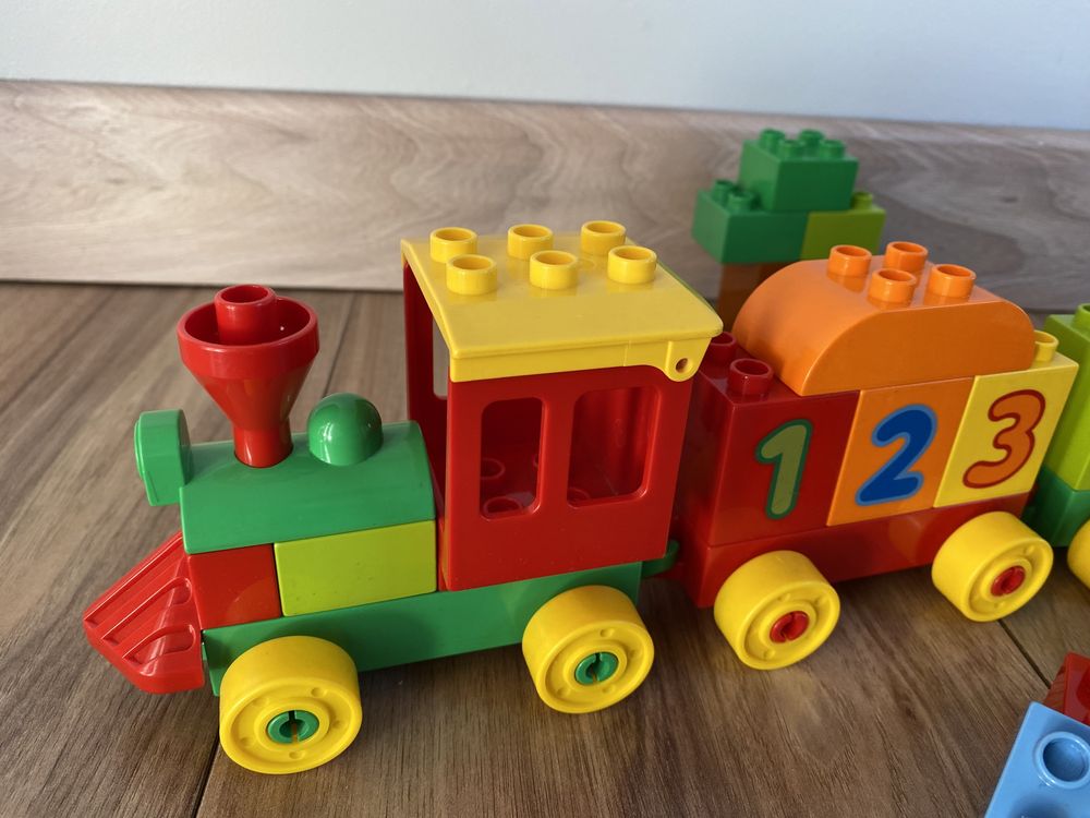 Lego duplo, klocki, pierwszy pociąg z cyferkami