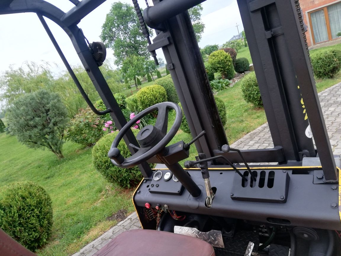Wózek widłowy Bułgar 3.5t. Balkancar