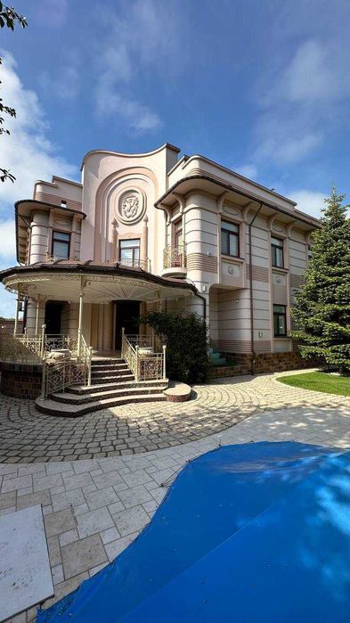 Дом с ремонтом на Фонтане. Львовская. 10 соток