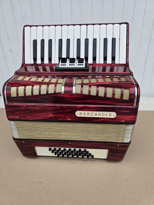 Akordeon Barcarole 32 basy.