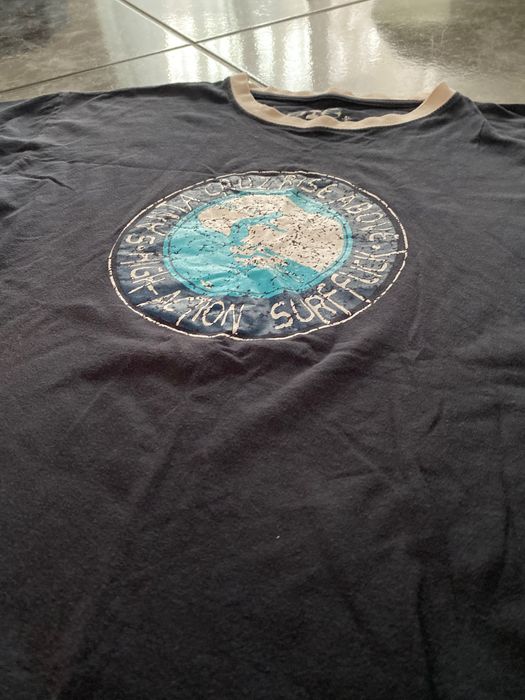 T-shirt azul-marinho de homem