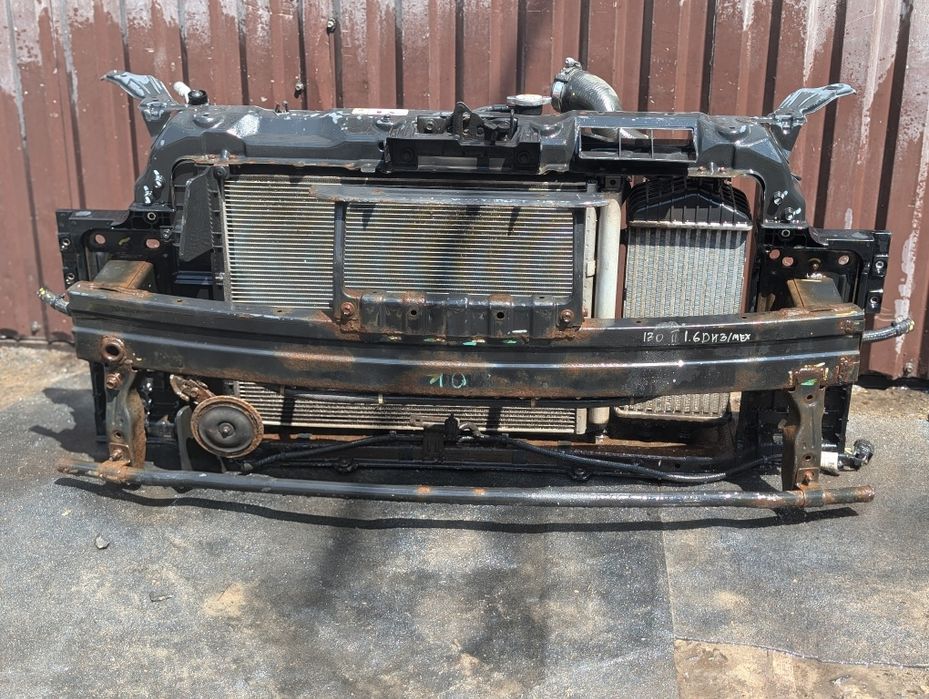 Телевізор установча панель hyundai i30 2 1.6 CRDi 2012-2016