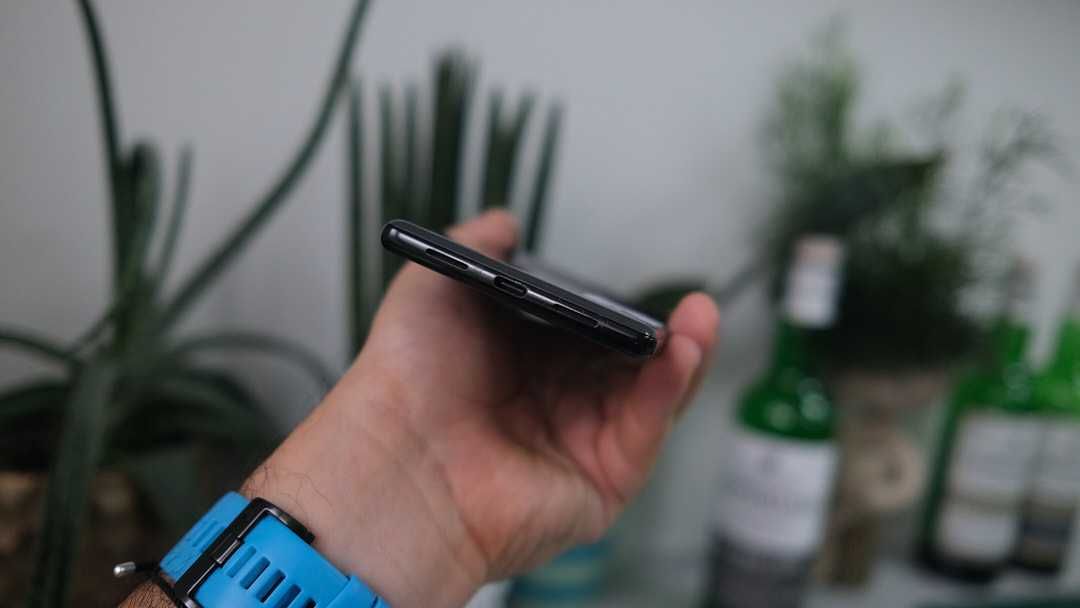 Google Pixel 6 Pro 12/256GB Stormy Black Neverlock