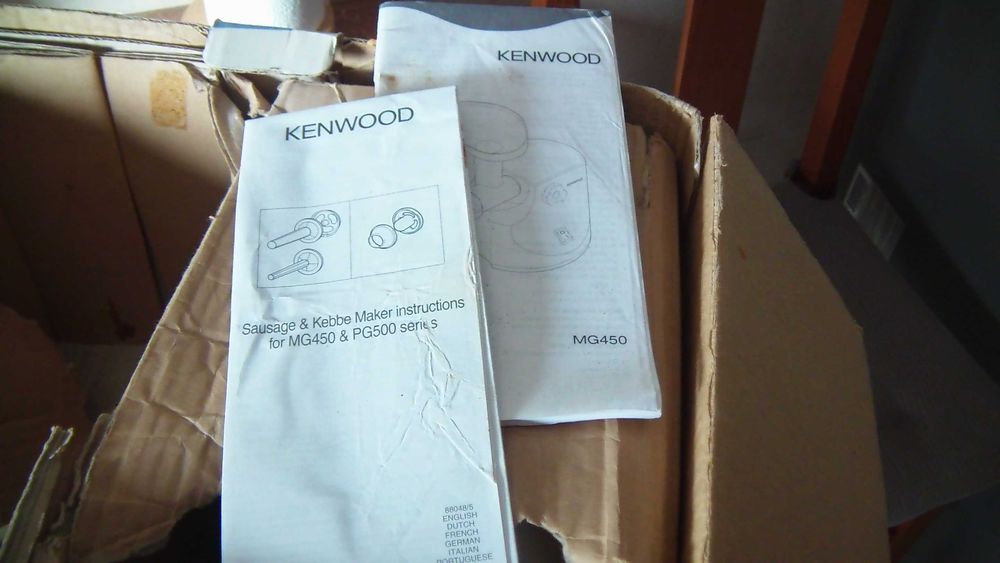 Picadora Kenwood MG450 picador de carne - Branco em muito bom estado