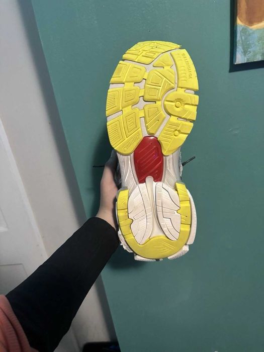 Tênis Balenciaga Runner 2022, preto, branco e amarelo fluorescente43