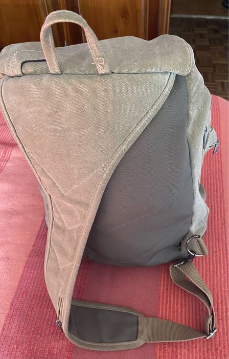 Mochila Nike cor bege