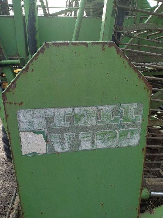 Комбайн бурякозбиральний Stoll V100