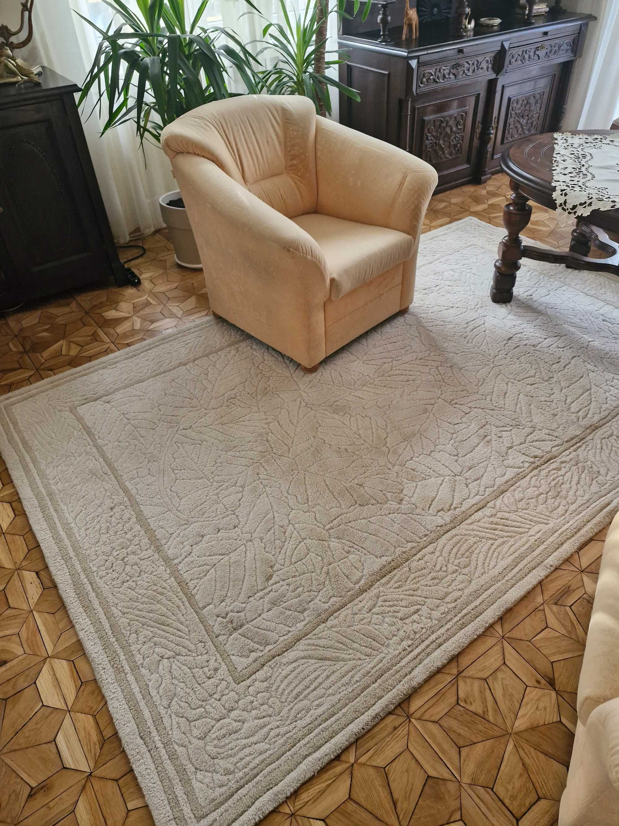 Dywan wełniany jasny 200 cm x 300 cm - stan b. dobry