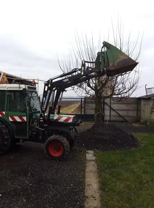 Ładowacz czołowy z hydropakiem Fendt 250v