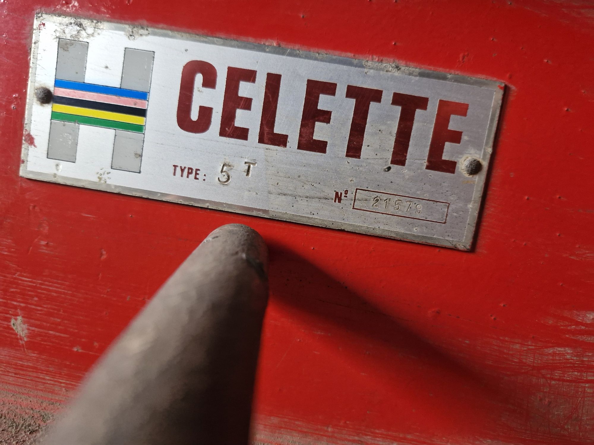 Solidna Rama Blacharska Celette