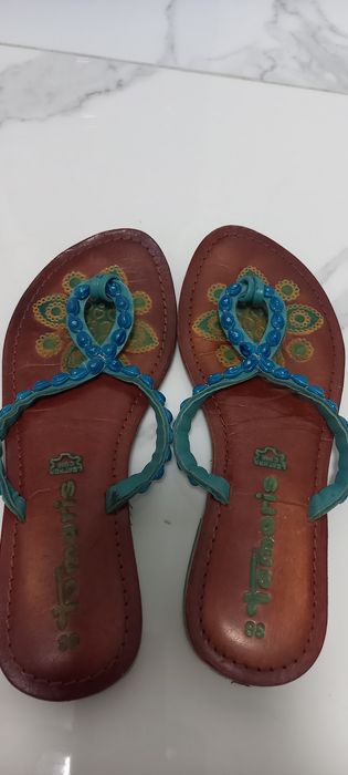 Шлепанцы кожаные 36 размер