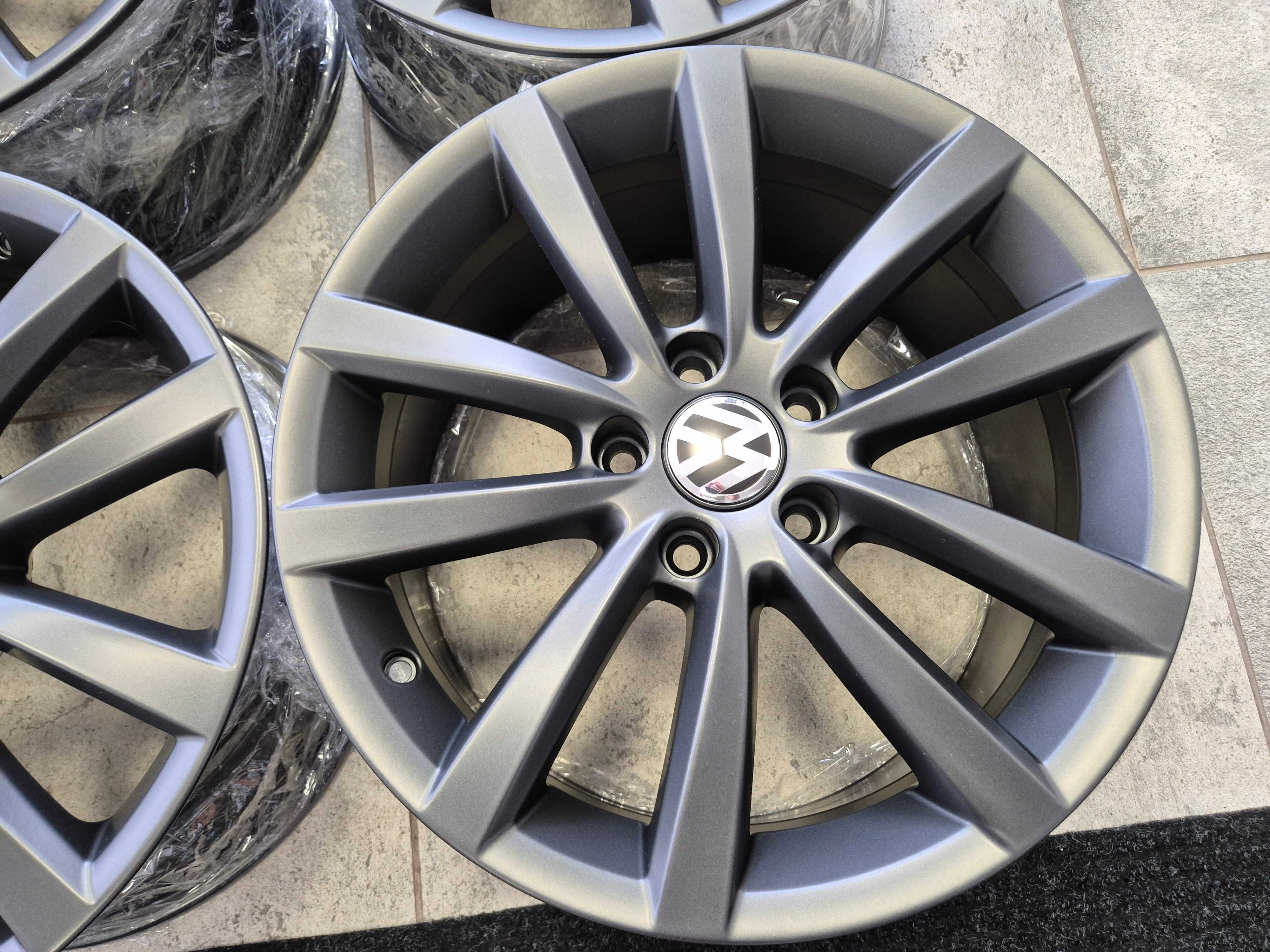 FELGI r17 (A(A84/25)008 VW Passat 5x112 7,5J 7,5x17 ET47 po RENOWACJI