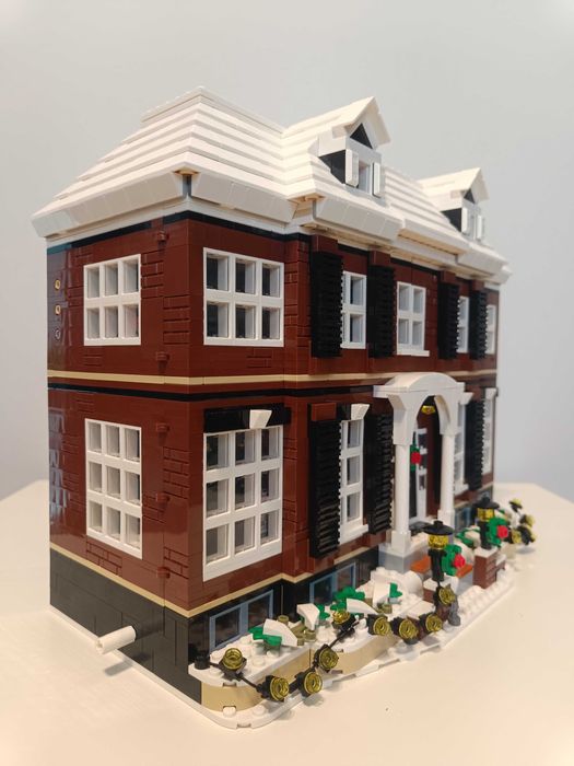 Lego Ideas 21330 Kevin sam w domu