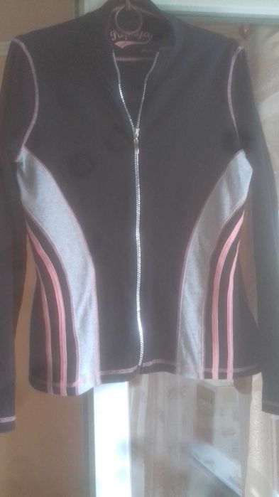 спортивный костюм женский.