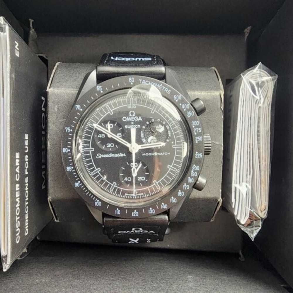 Snoopy i Omega x Swatch SO33B700 – Księżycowa Edycja