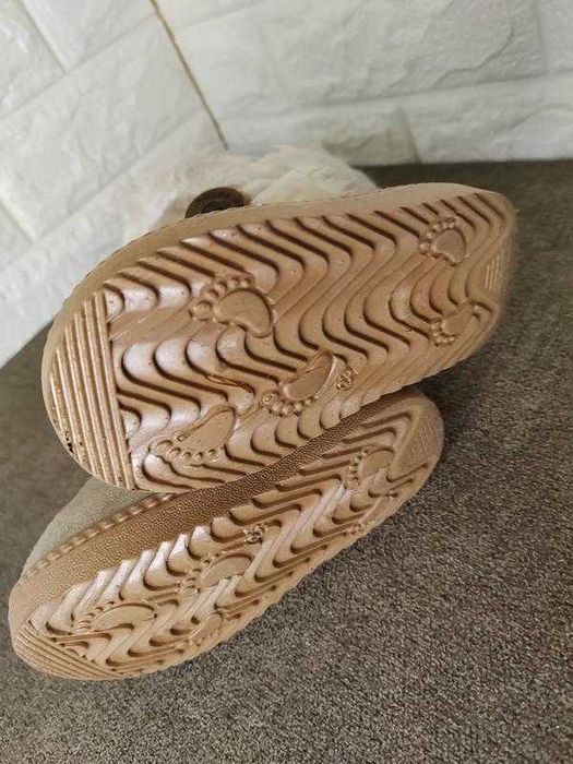 Дитячі черевики, уггі 23р