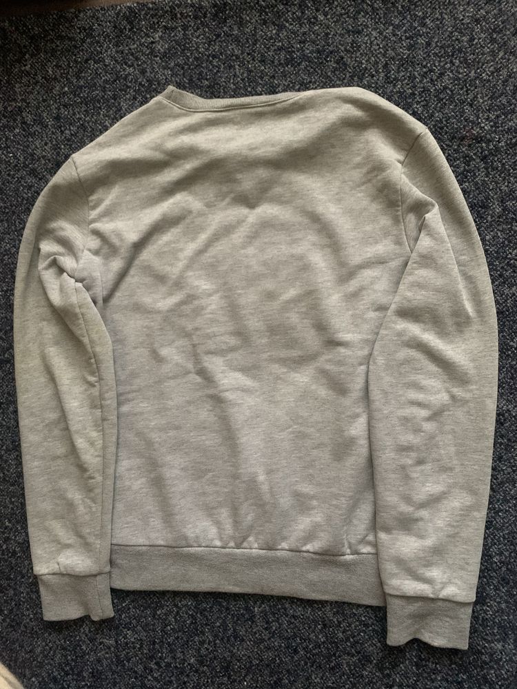 Свитера H&M и Долче Габбана