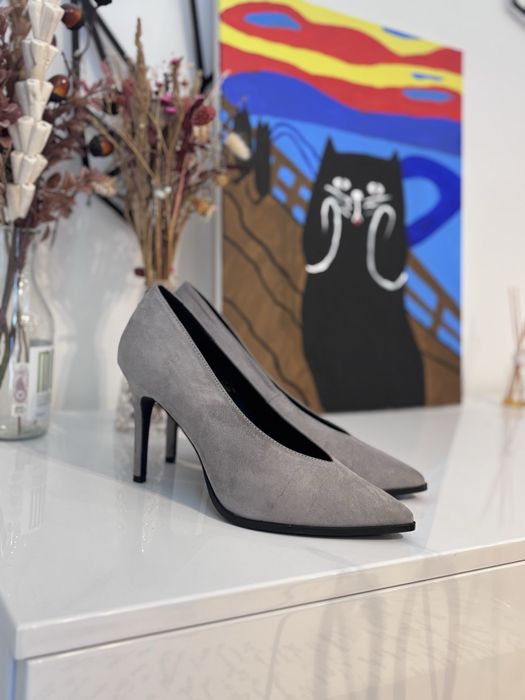 Szpilki szare w szpic H&M 41