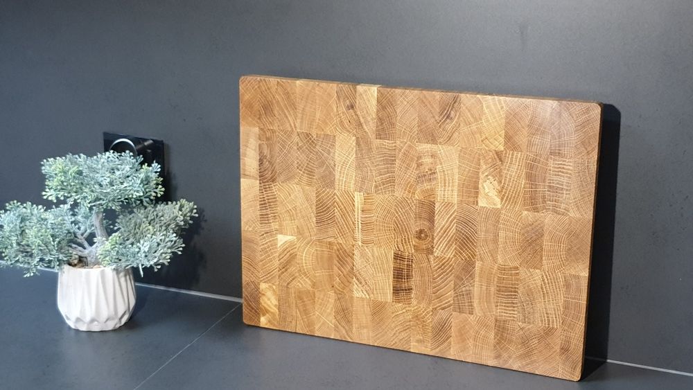 Dębowa deska sztorcowa do serwowania krojenia potraw ręczna robota