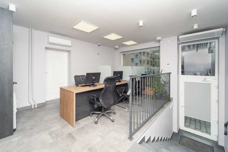 PIĘKNY LOKAL po remoncie biuro usługi