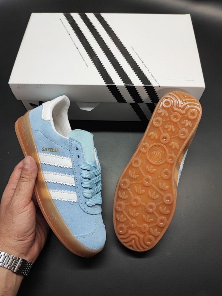 Tenis gazelle azul