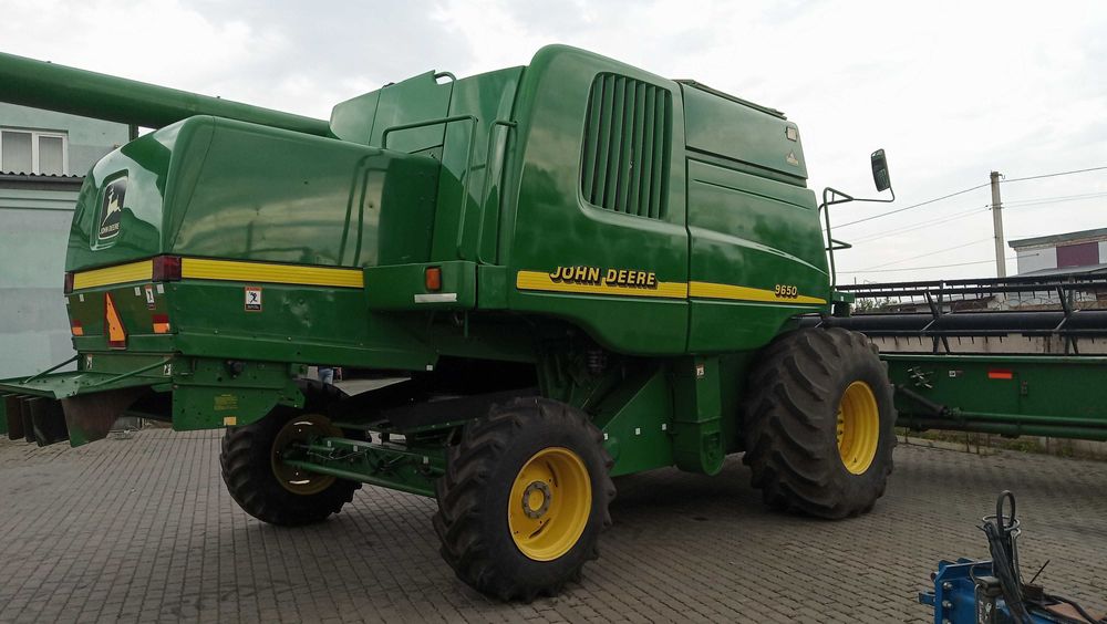 Комбайн зерновий  John Deere  9650   Джон Дир 9650 . В наявності. ПДВ.